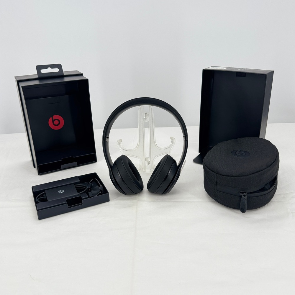 NEW Beats Solo3 Wireless On-Ear Headphones Matte Black MX432LL/A A1796 Bluetooth